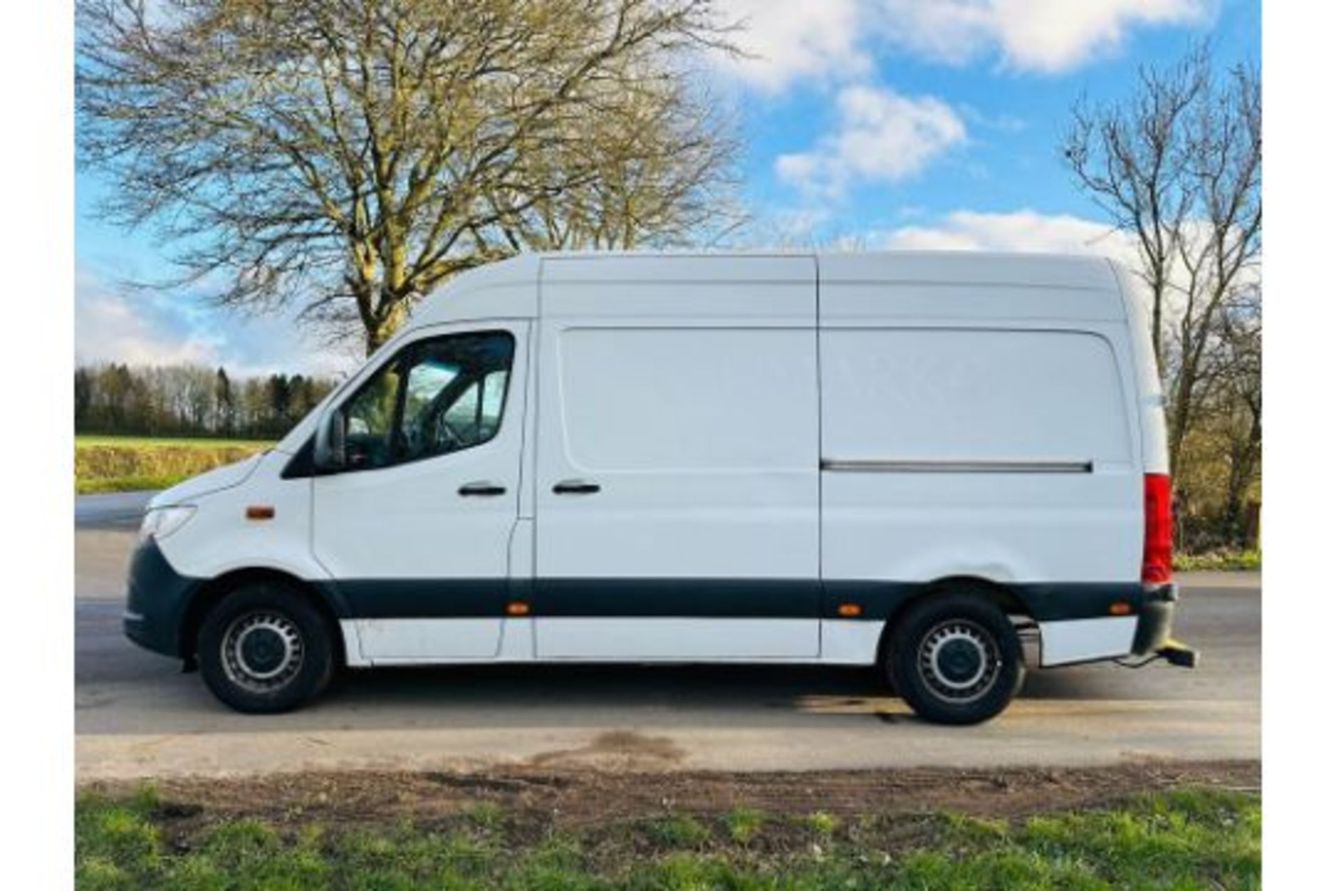 (Reserve Met) MERCEDES SPRINTER 314CDI MWB FRIDGE / VAN - 69 REG - 1 OWNER - AIR CON - - Image 6 of 28