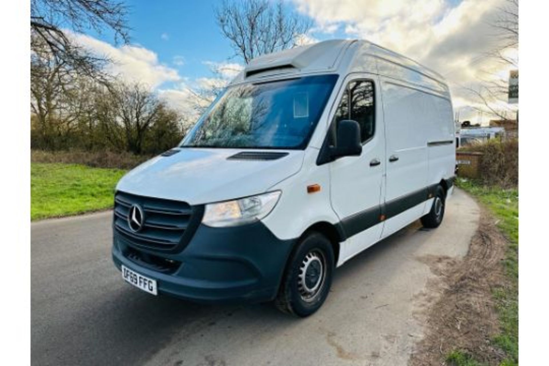 (Reserve Met) MERCEDES SPRINTER 314CDI MWB FRIDGE / VAN - 69 REG - 1 OWNER - AIR CON -