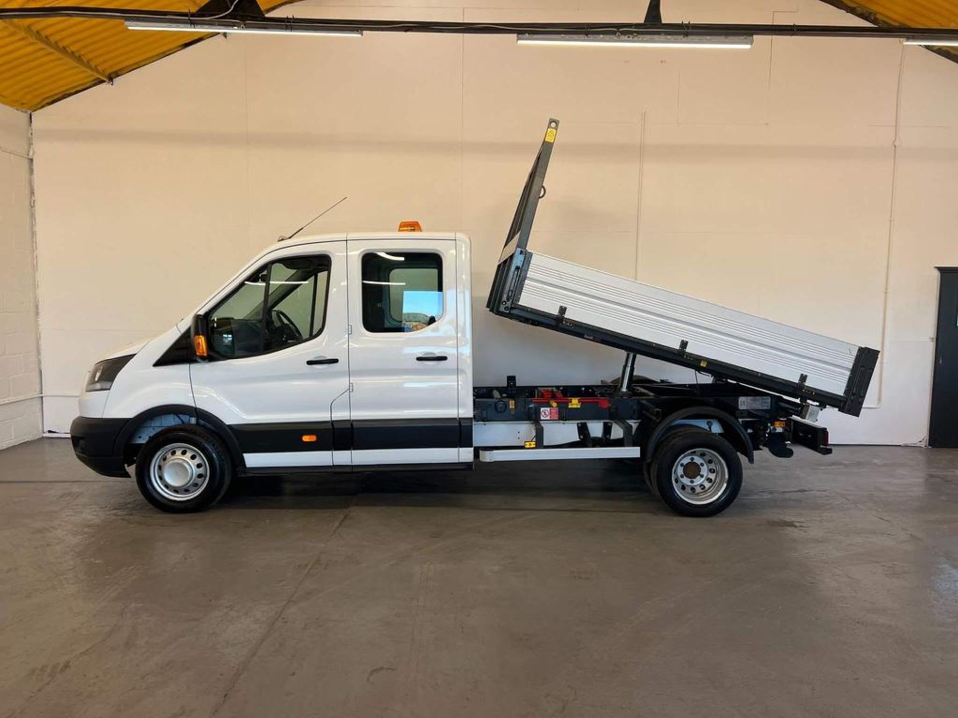 (RESERVE MET)Ford Transit 350 2.0 TDCI Double Cab Tipper 2018 18 Reg - DRW - - 1 Owner From New 73K
