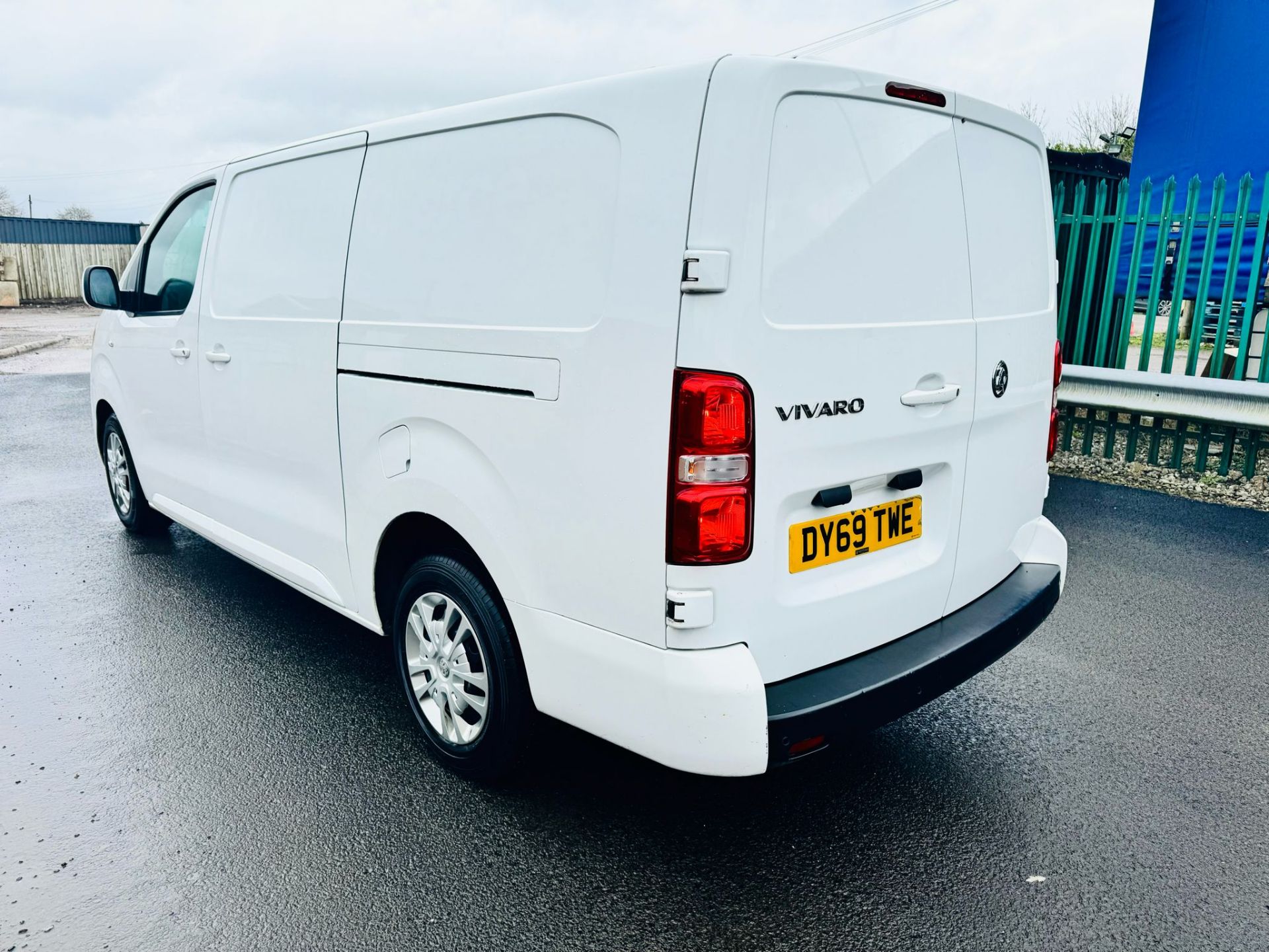 Vauxhall Vivaro 3100 Sportive 2.0 CDTI - 2020 Model - Air Con - 6 Speed - Euro 6 ULEZ - 1 Owner - Image 6 of 22