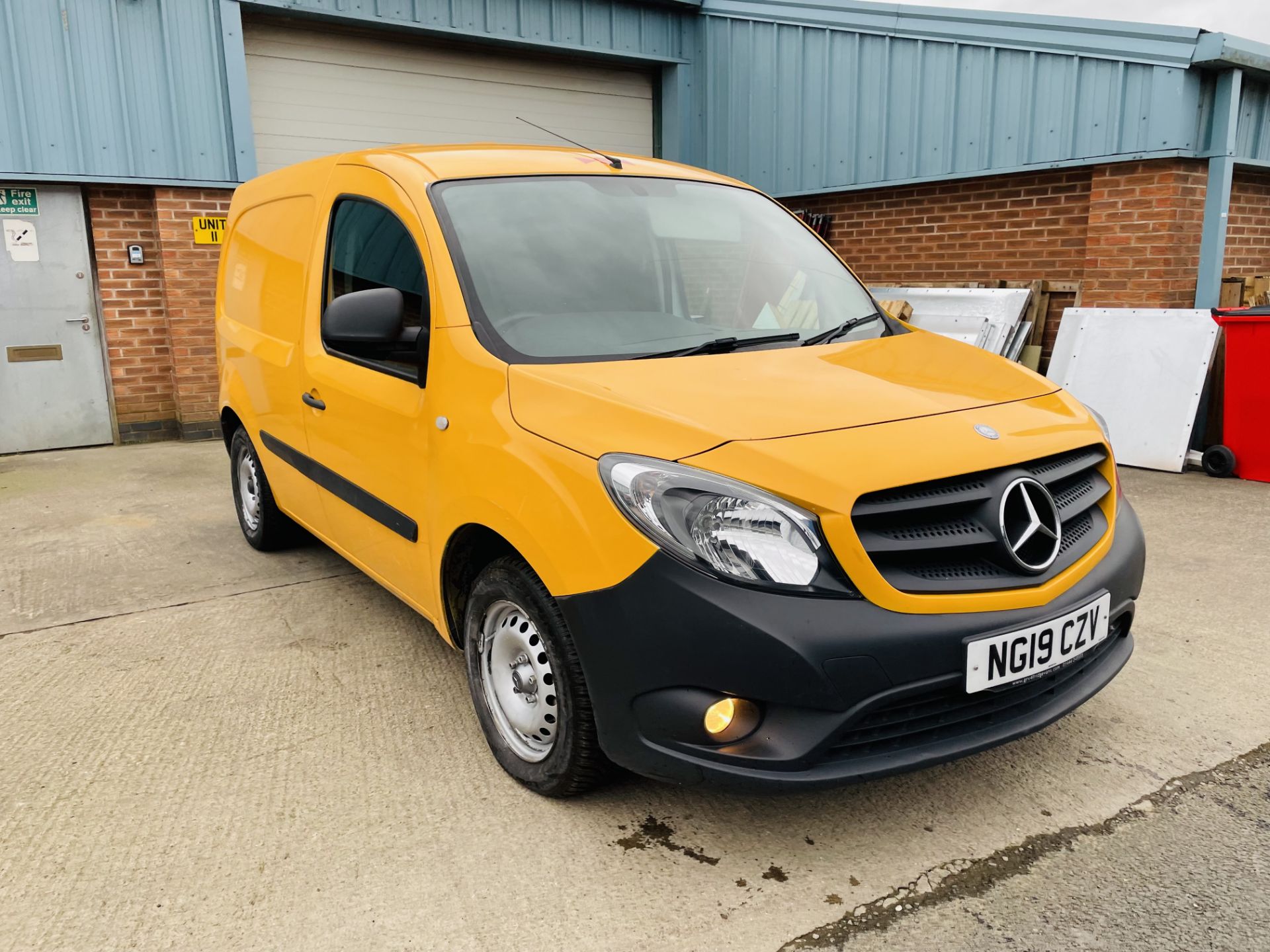 Reserve Met - Mercedes Citan 109Cdi Blue-Efficiency Lwb - Euro 6 1.5Cdi - 19 Reg - 1Previous Keeper - Image 6 of 16