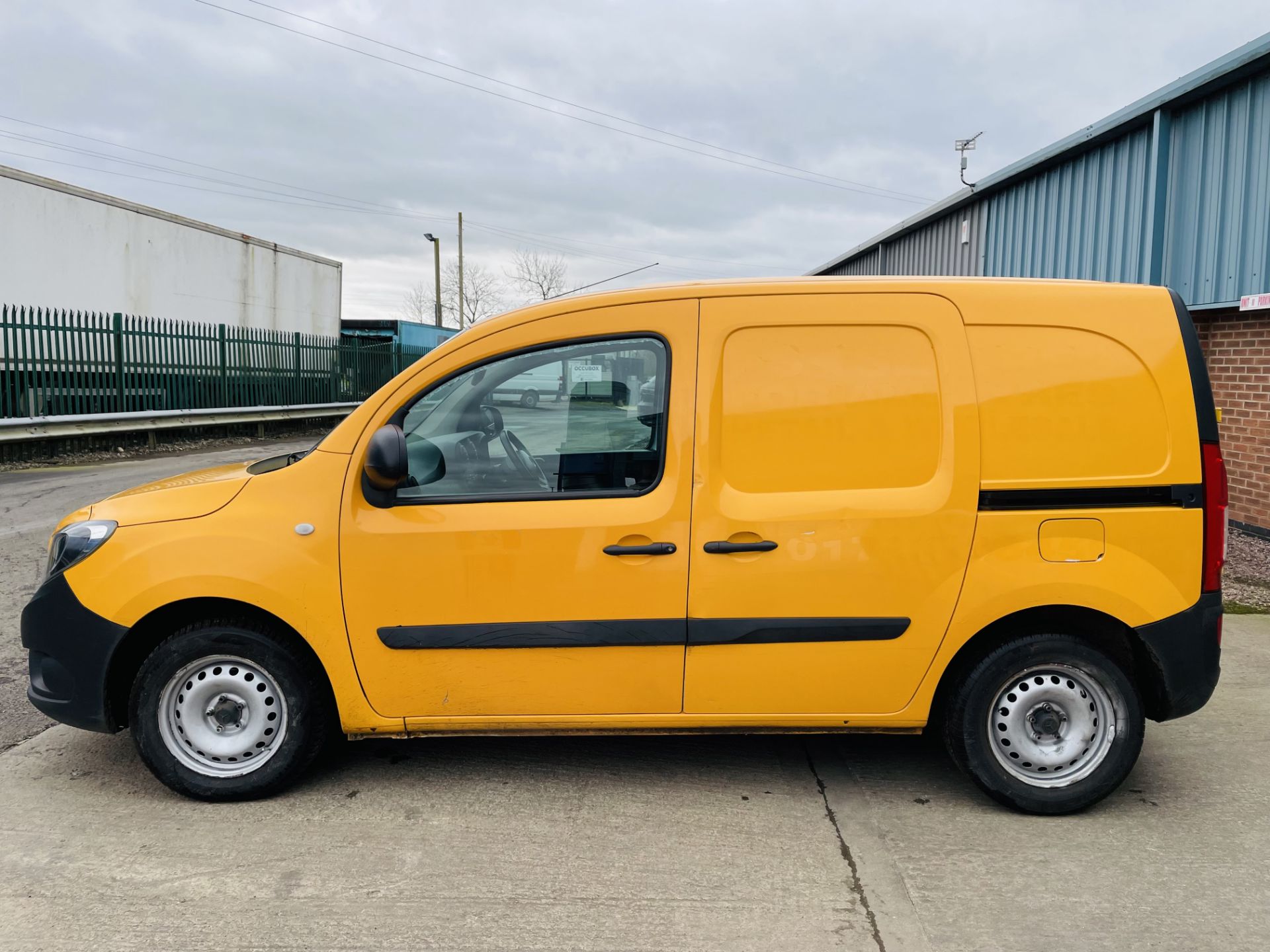 Reserve Met - Mercedes Citan 109Cdi Blue-Efficiency Lwb - Euro 6 1.5Cdi - 19 Reg - 1Previous Keeper - Image 8 of 16