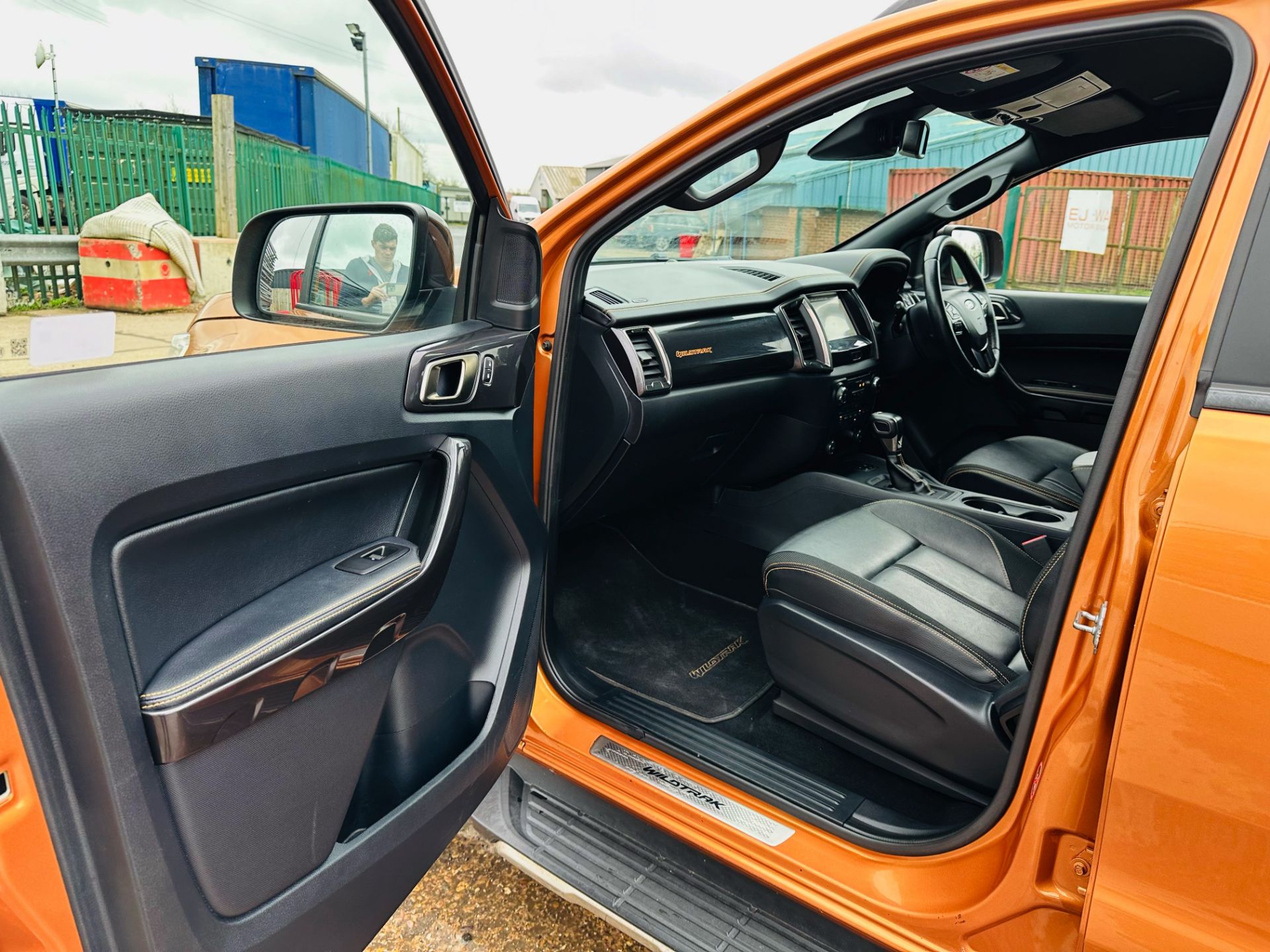 Ford Ranger Wildtrak 2.0 Bi-Turbo *Auto* - 2021 REG - Full Service History - 1 Owner - Fully Loaded! - Image 19 of 42