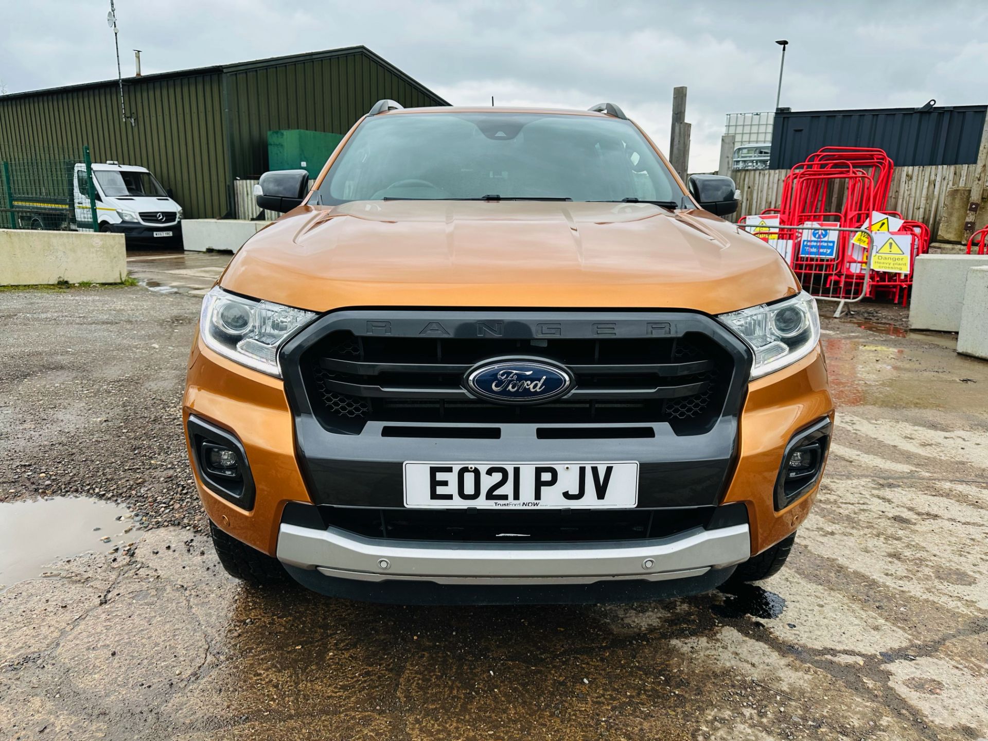 Ford Ranger Wildtrak 2.0 Bi-Turbo *Auto* - 2021 REG - Full Service History - 1 Owner - Fully Loaded! - Image 3 of 42