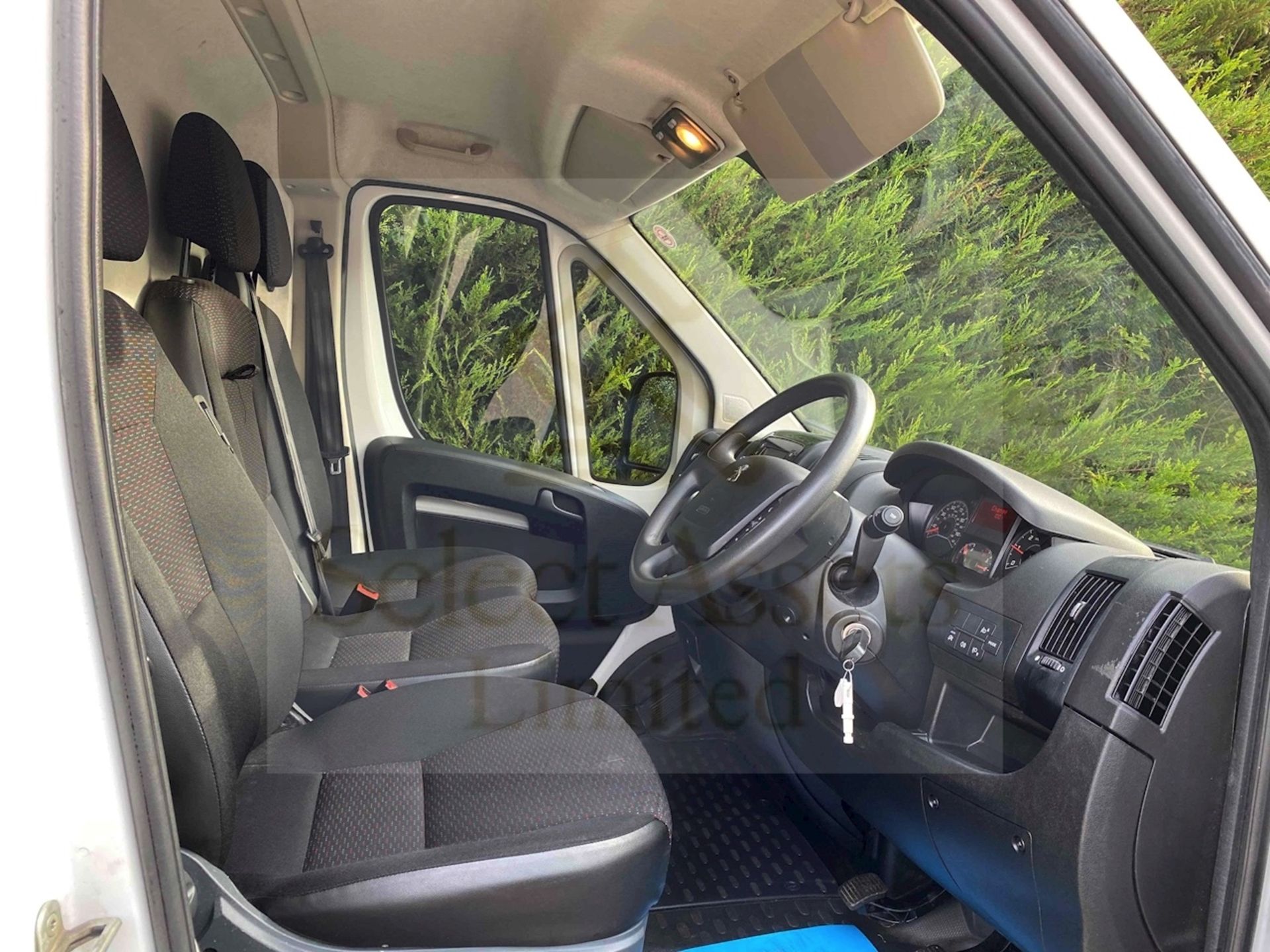 (Reserve Met) Peugeot Boxer 435 *Professional* L4 XLWB Hi-Roof Panel Van (2019) 2.0 Blue Hdi - Image 12 of 12