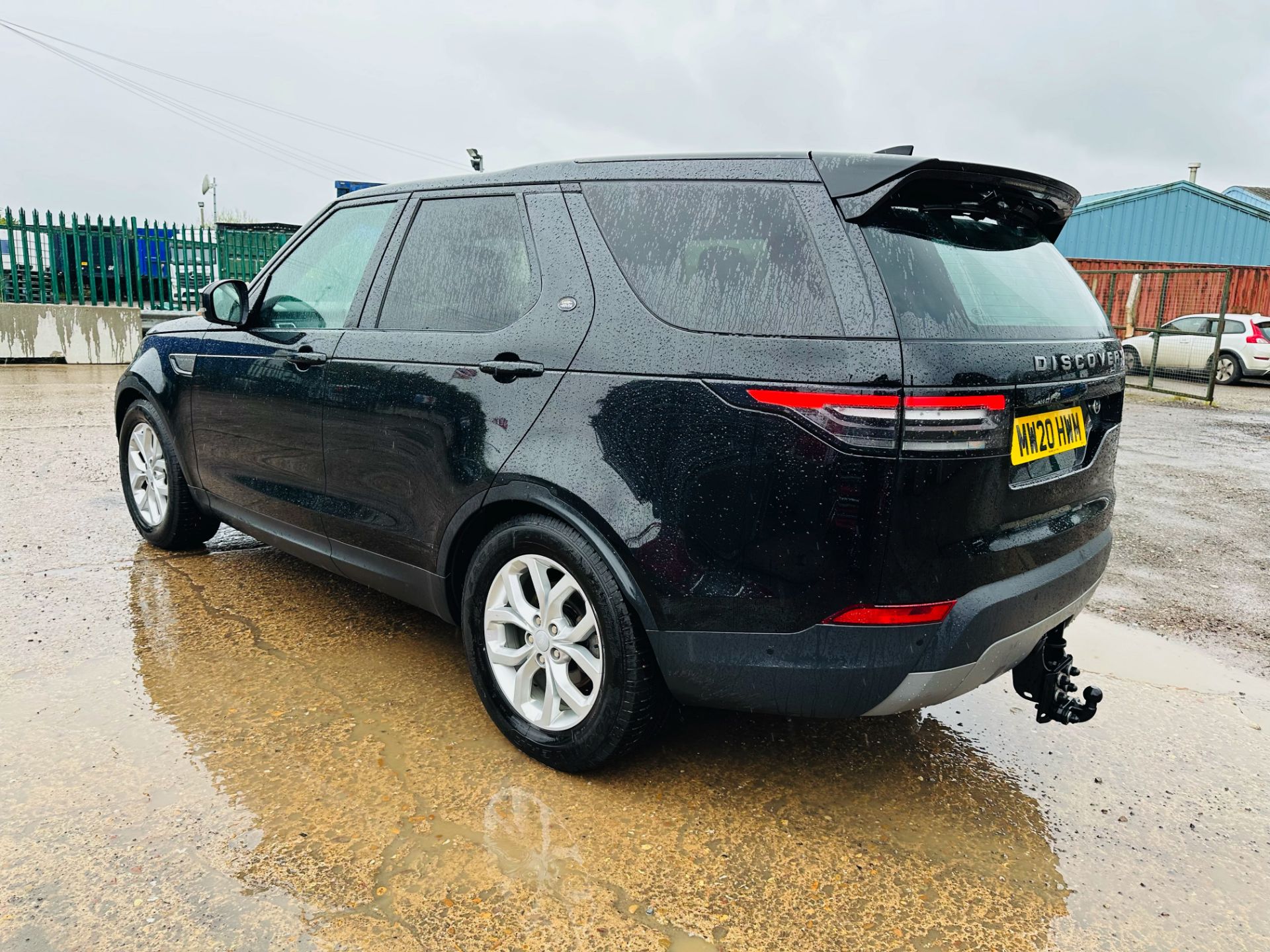 (Reserve Met) Land Rover Discovery SE Automatic (Black Edition) - 2020 Model - Only 57k Miles! - Image 7 of 40