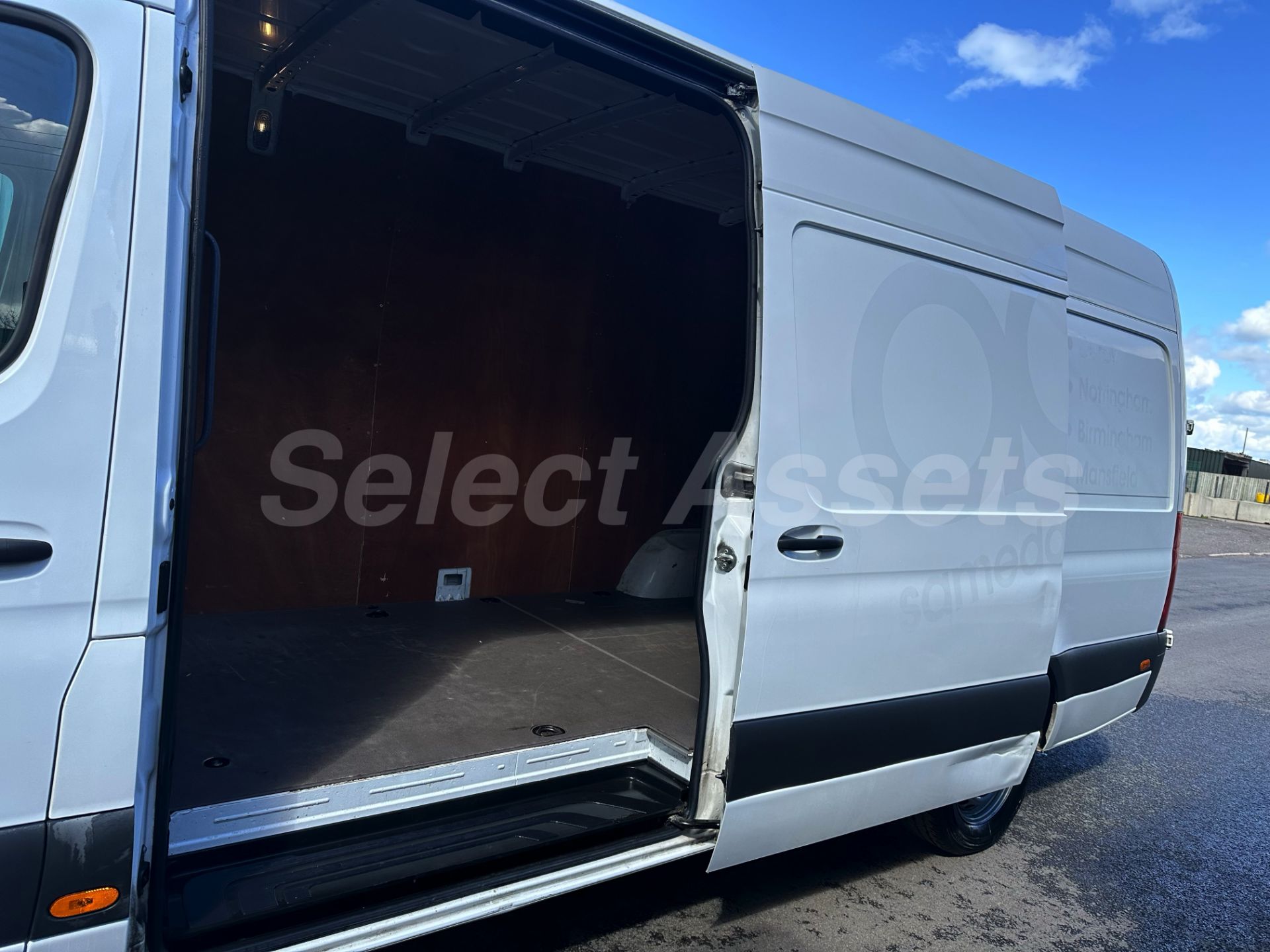 Mercedes-Benz Sprinter 315 Cdi (2021 - New Model) LWB Hi-Roof *Progressive Edition* (Euro 6) - Image 20 of 36