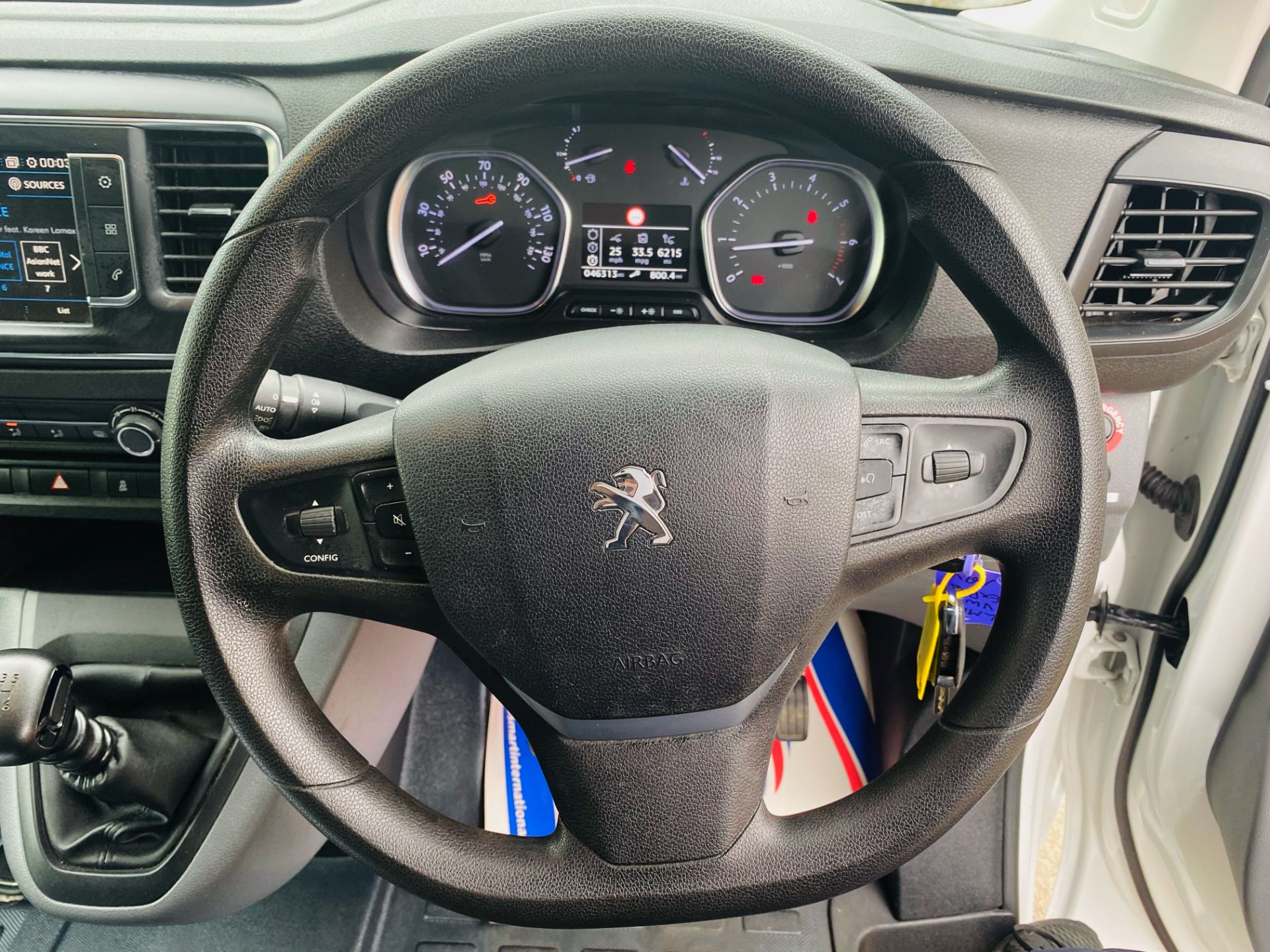 RESERVE MET - PEUGEOT EXPERT PROFESSIONAL 2.0 BLUE HDI - ONLY 46312 MILES - 2018 MODEL - EURO 6 - - Image 11 of 21