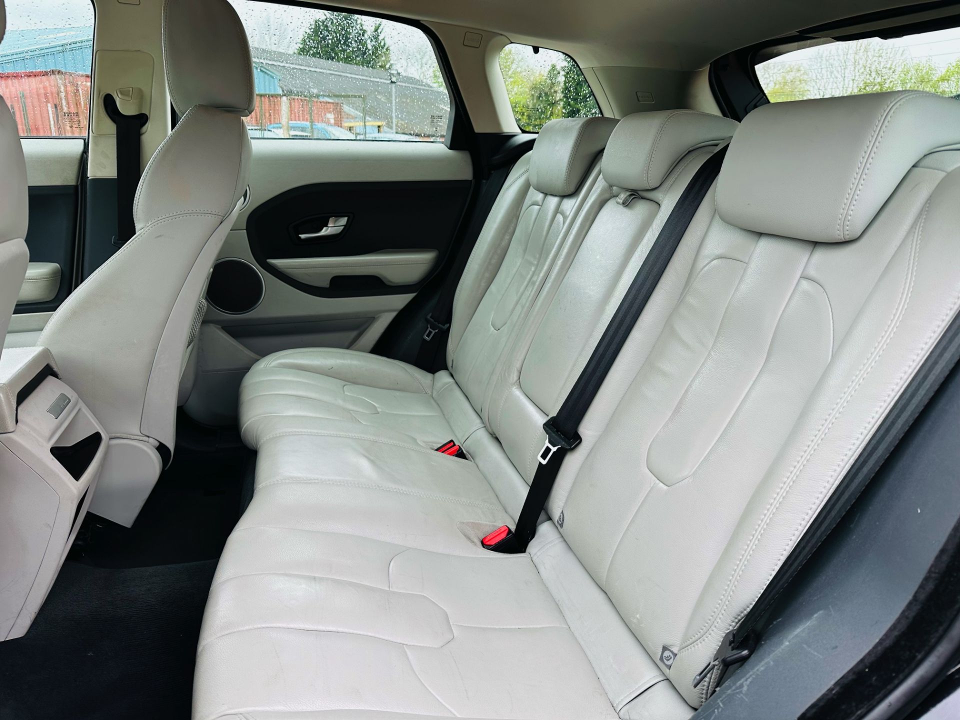 (RESERVE MET) LAND ROVER EVOQUE PURE 2.2 ED4 *TECH PACK* AIR CON - FULL LEATHER INTERIOR - NO VAT - Image 21 of 43