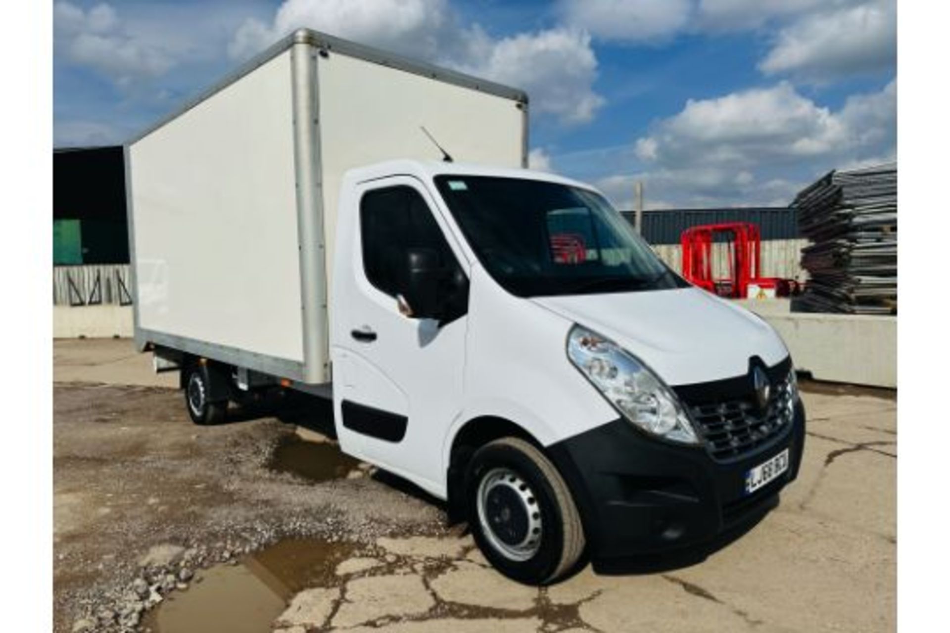 Reserve Met -RENAULT MASTER 2.3DCI (130) Business Edition Lwb Box Van With Electric Tail Lift 68 Reg - Image 5 of 27