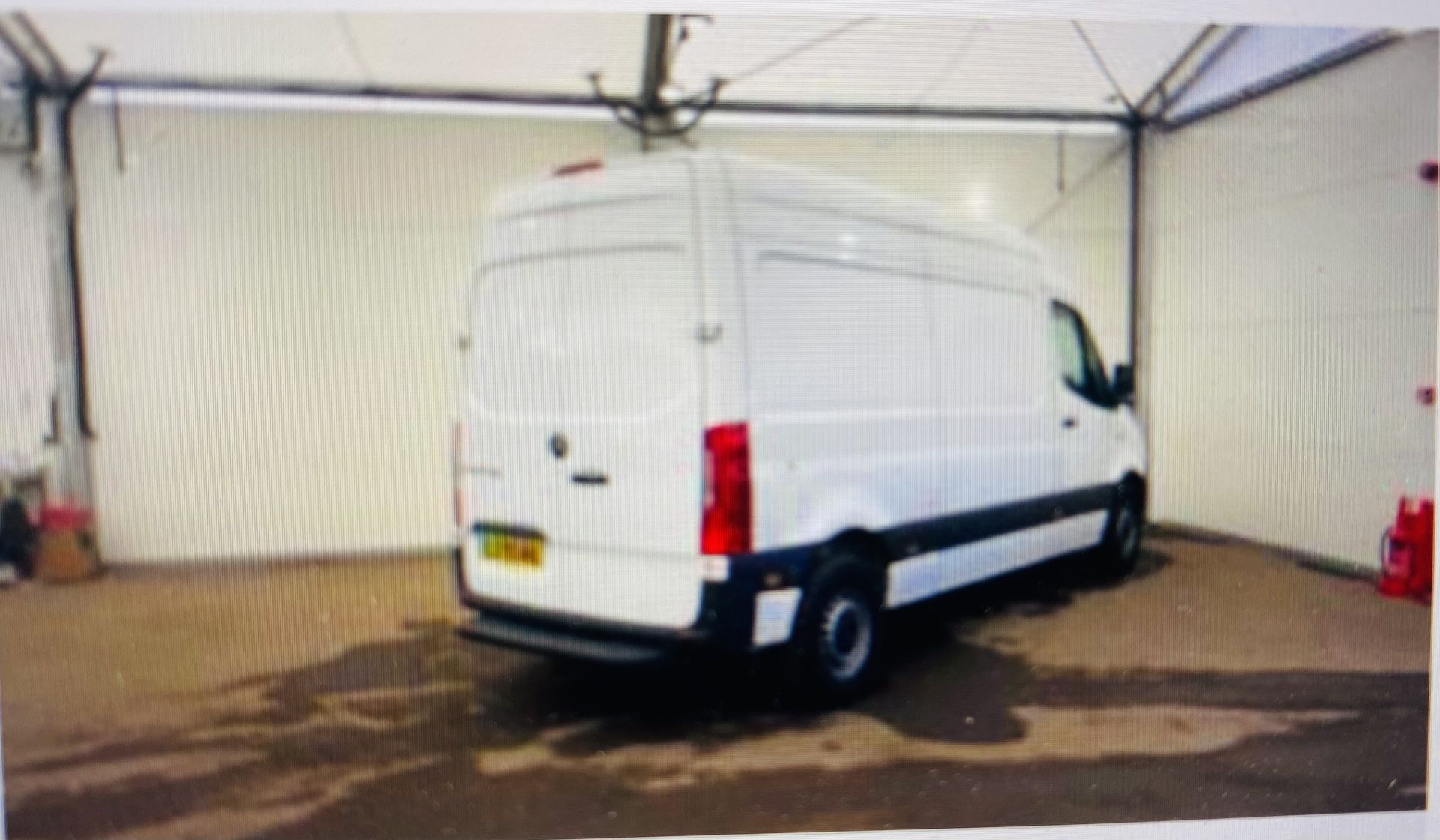 Reserve Met - MERCEDES SPRINTER MWB "AUTOMATIC" PROGRESSIVE - 2021 MODEL - AIR CON- ONLY 1000 MILES - Image 5 of 14