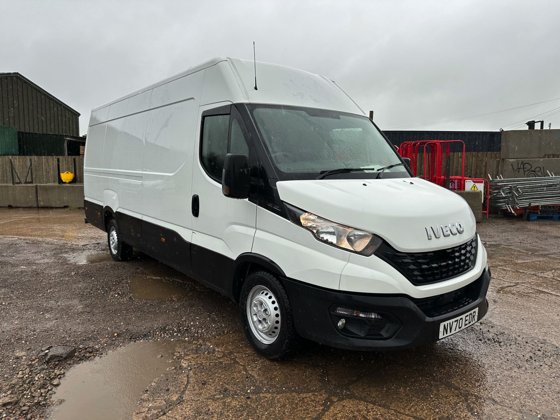 Iveco Daily 35-140 Long Wheel Base High Roof - 2021 Reg (New Shape) Only 85K Miles - Air Con - Look! - Image 2 of 27