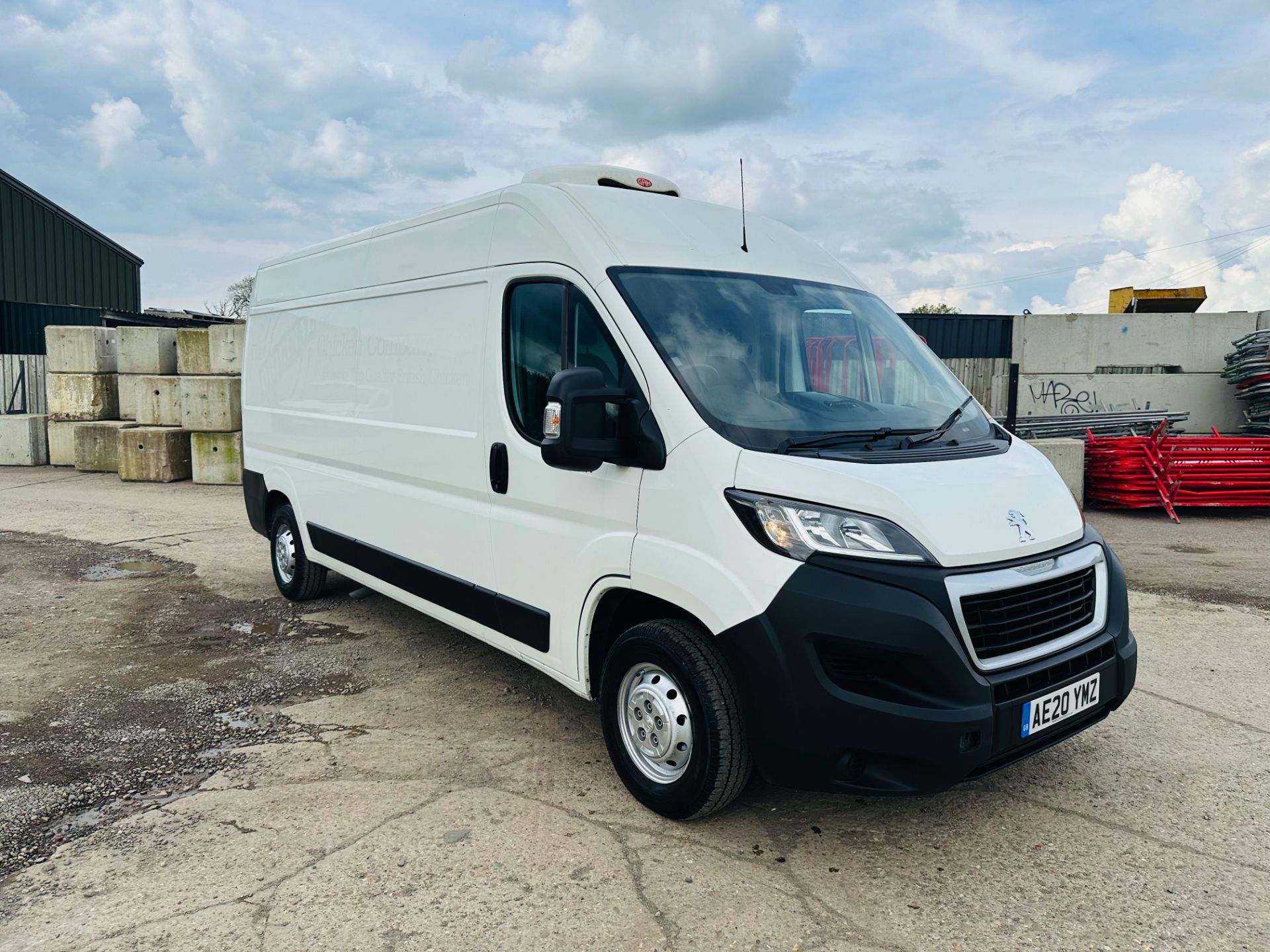 (Reserve Met) Peugeot Boxer 335 S 2.0 Bluehdi LWB *Refrigerated Van* (20 Reg) - 1 Previous Owner - - Image 2 of 30