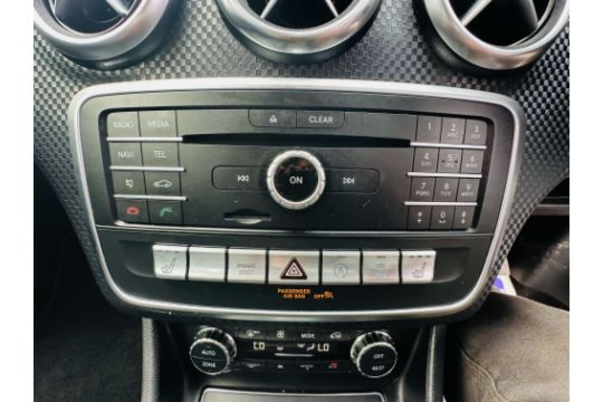 (RESERVE MET) Mercedes A200d "Sport Premium" 2016 Reg - Leather - Sat Nav - Great Specification - - Image 19 of 23