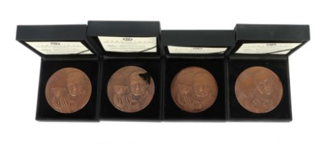 4 x Hochrelief-Medaillen 2012, zum