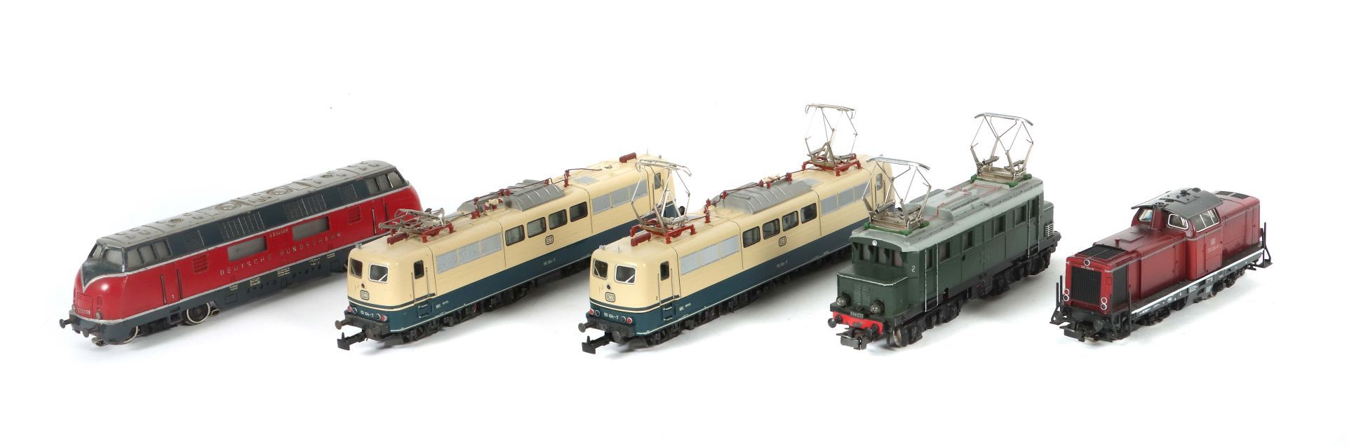 5 Lokomotiven Märklin, Spur H0, 1 x