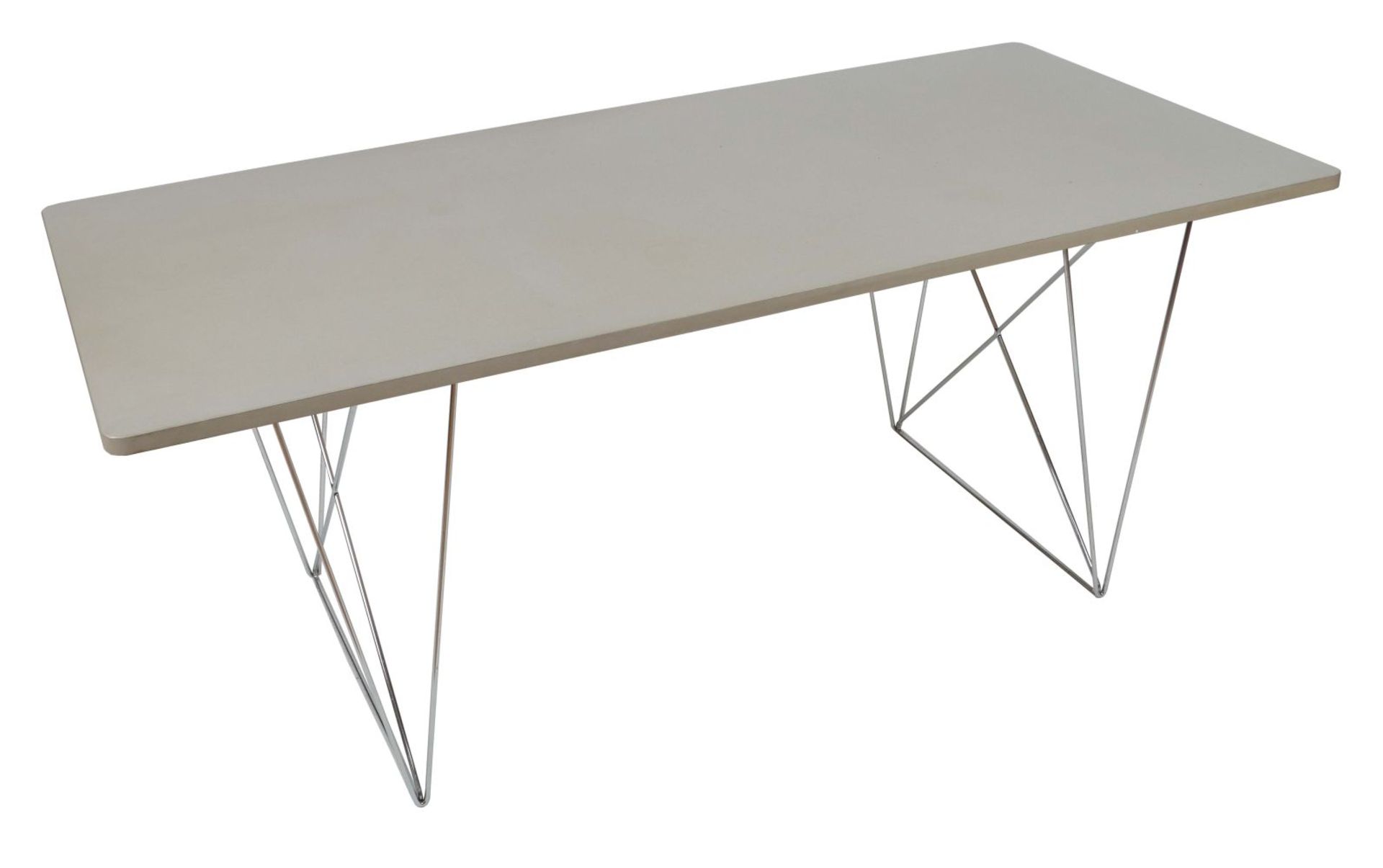 Tisch mit verchromten Stahldrahtbeinen - Bild 2 aus 2