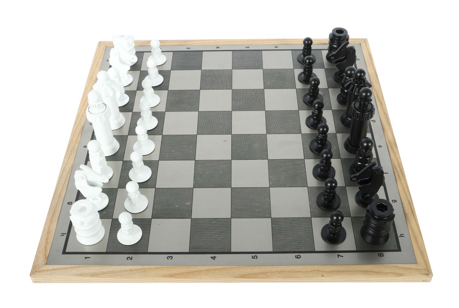 Unikat-Schachspiel 20. Jh., 32