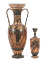 Zwei griechische Vasen nach altem