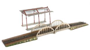 Bogenbrücke und Einsteighalle Märklin,