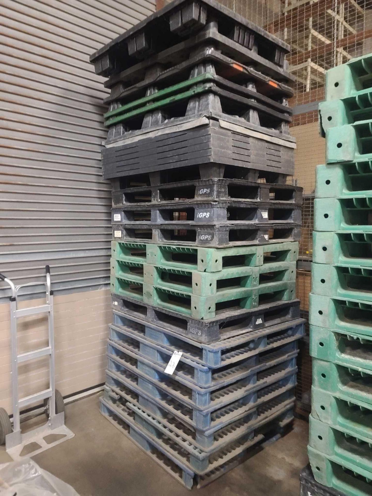 Lot of Plastic Pallets Various Sizes