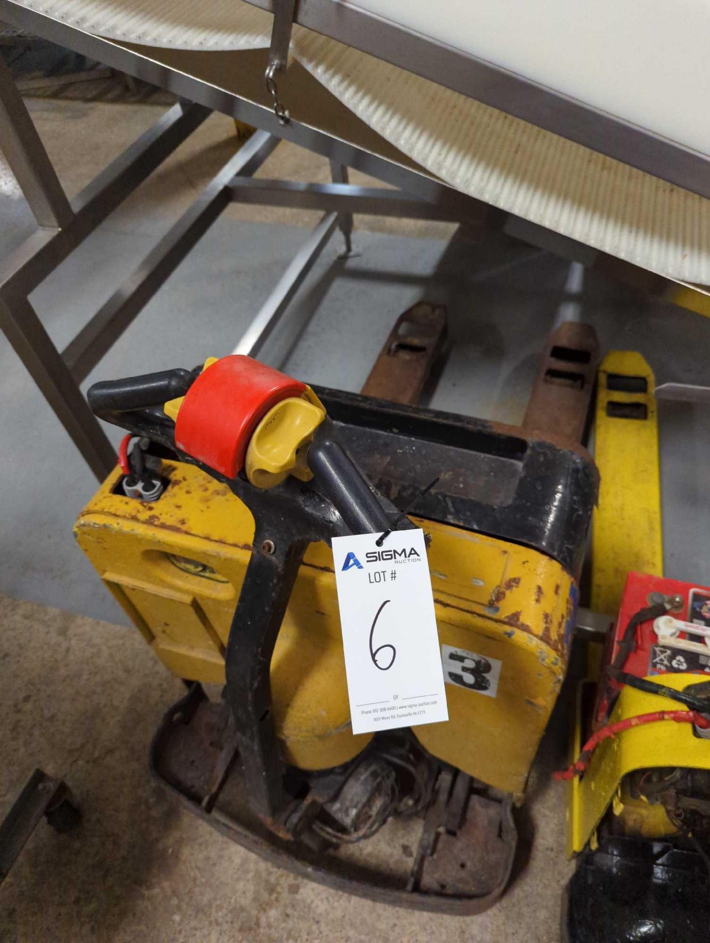 Electric Pallet Jack - Image 6 of 6