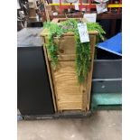 lot of 2 planters