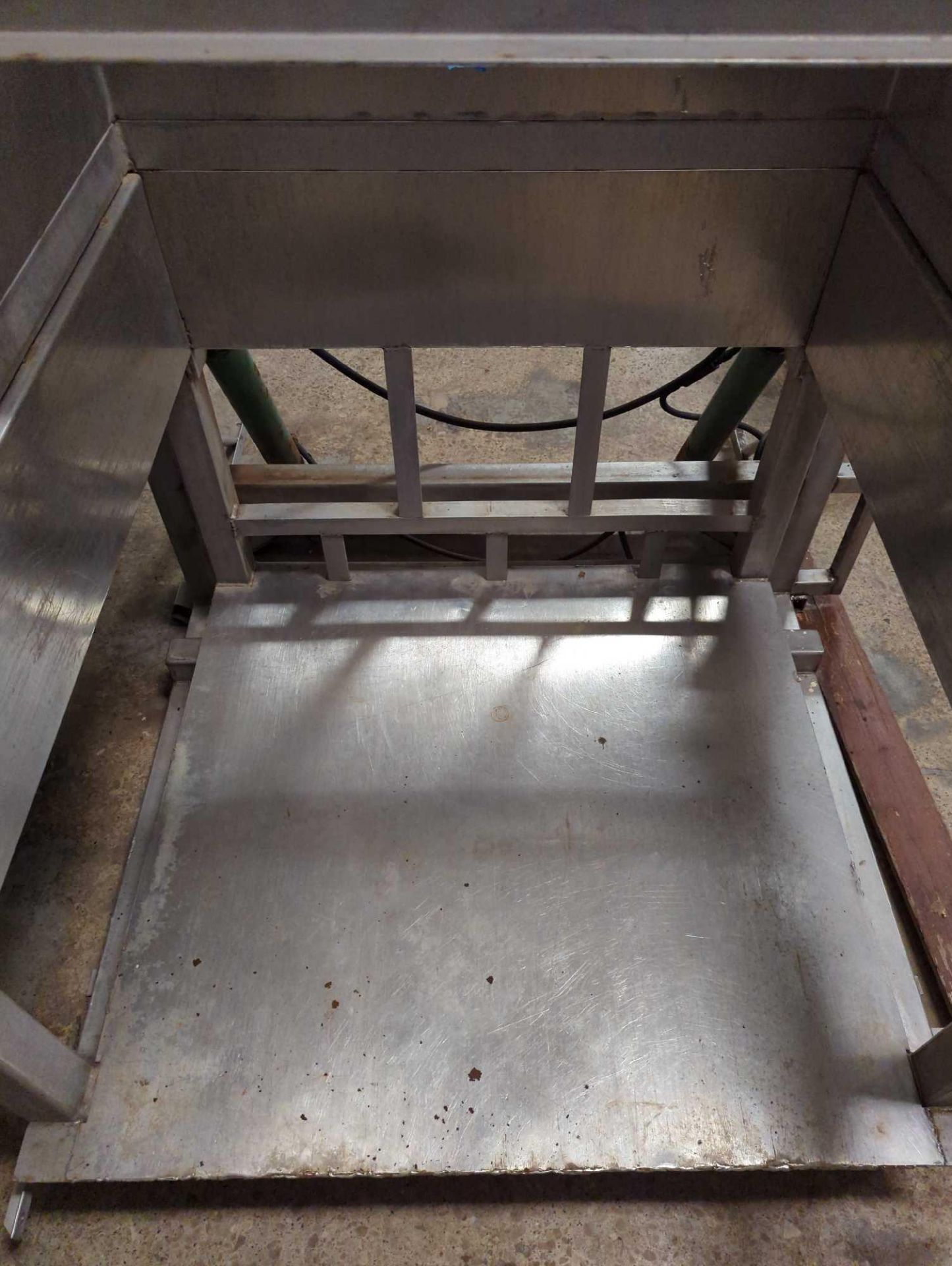 Stainless Steel Hydraulic Tote Flipper - Image 7 of 15