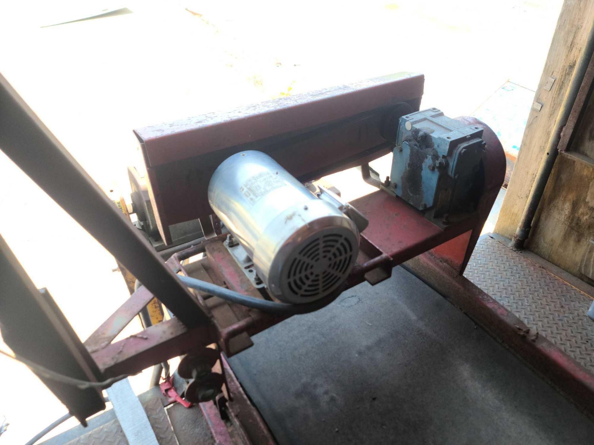 Spudnik Equipment Company Potato Unloading Conveyor and Trailer - Image 18 of 20