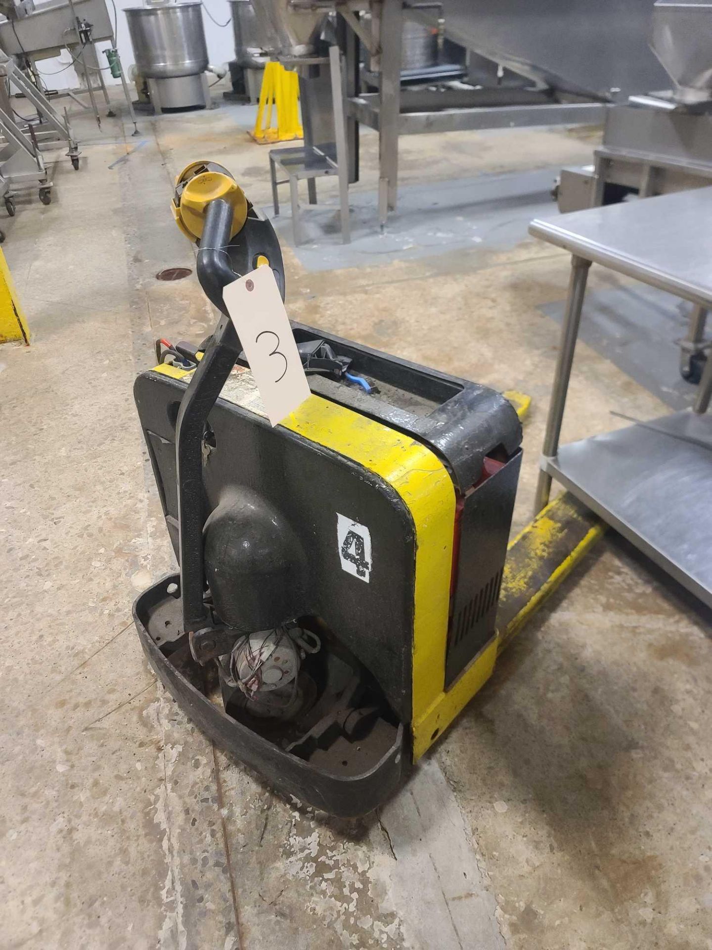 4000 Capacity Electric Pallet Jack