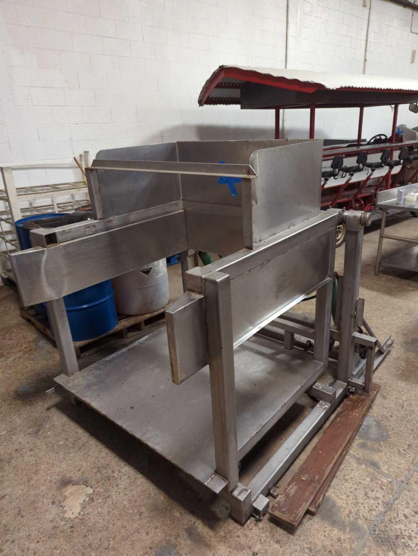 Stainless Steel Hydraulic Tote Flipper - Image 3 of 15