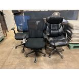 lot of 4 chairs