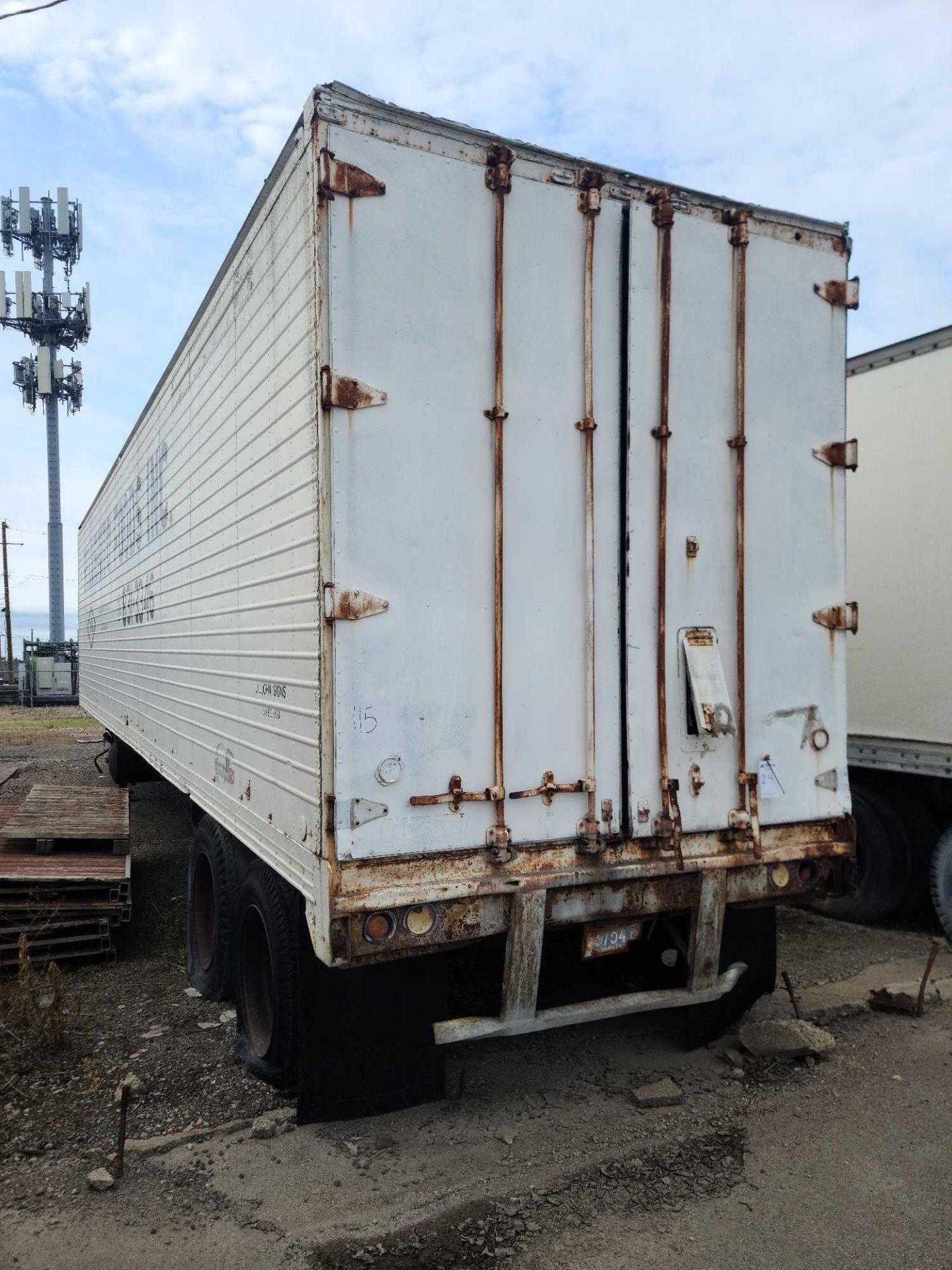 Timpte 53 Foot Freezer Trailer and Contents - Image 5 of 25