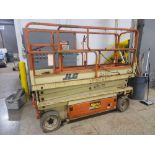 JLG 2033-E Scissor Lift 750 Pound Capacity