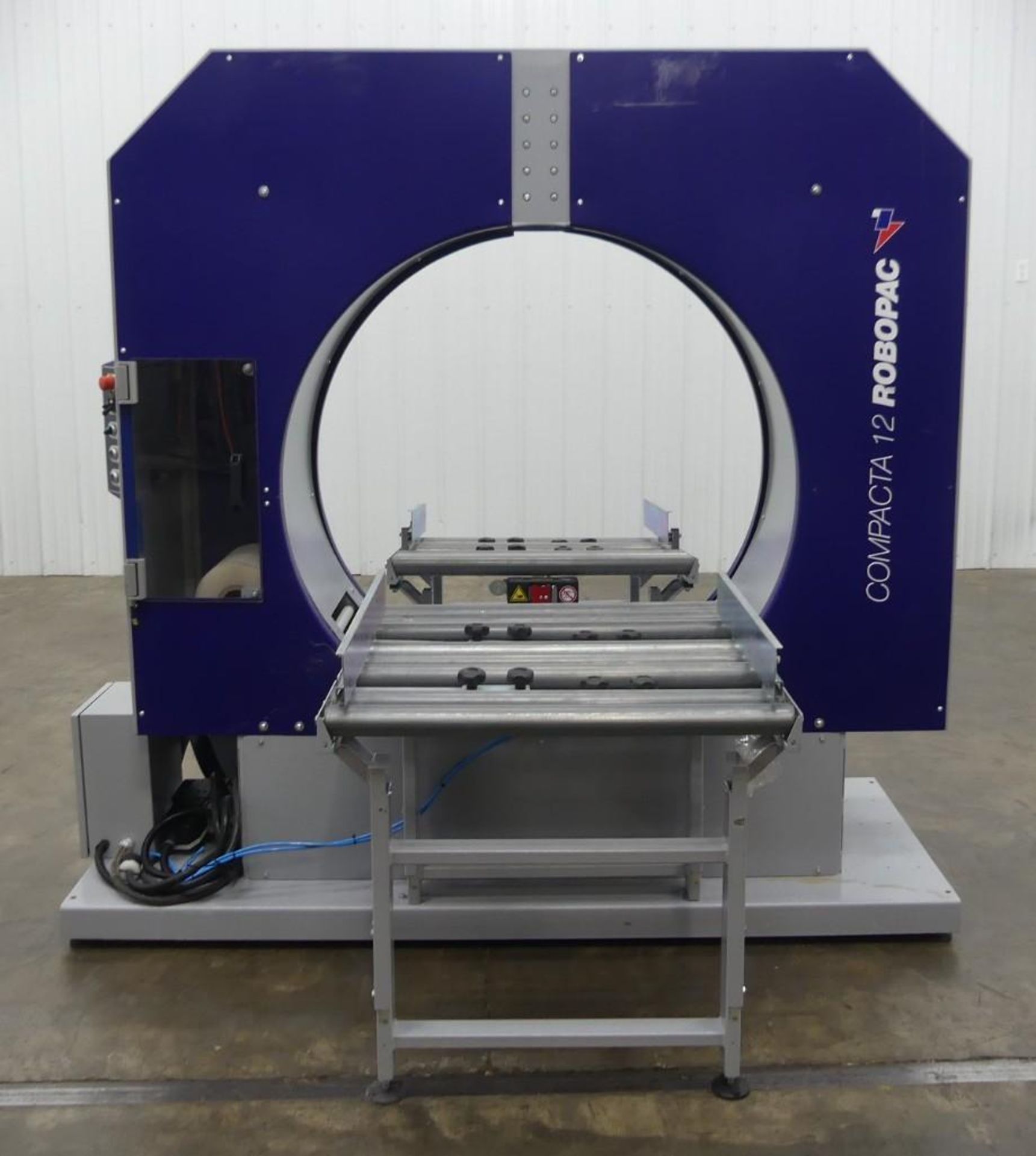 2022 RoboPac Compacta 12 Semi-Automatic Ring Wrapper