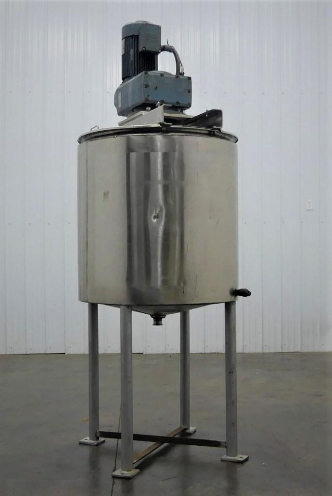 B&G Machine Company 100 Gallon Stainless Steel Jacketed Mixing Tank