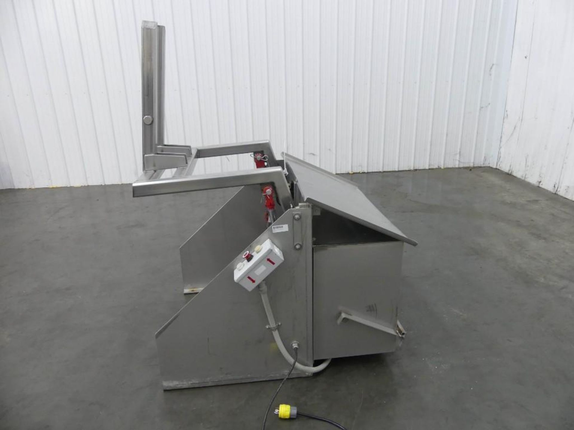 Stainless Steel Hydraulic Mixing Bowl Tipper - Image 3 of 8