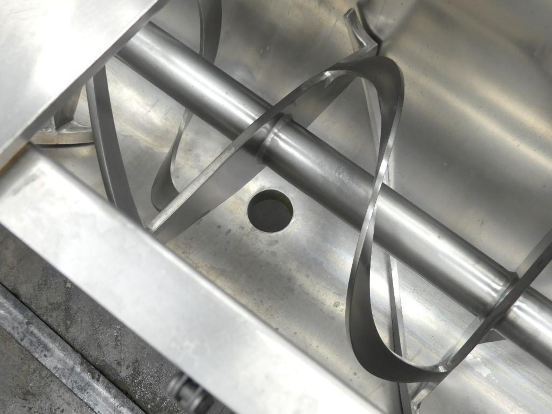 American Process Systems DRB36 36 Cubic Foot Stainless Steel Ribbon Blender - Image 6 of 25