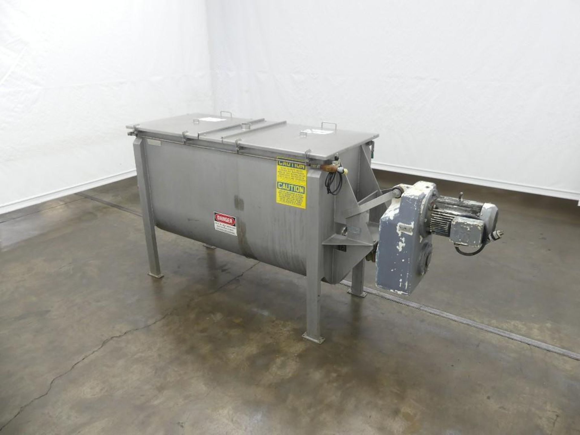 American Process Systems DRB36 36 Cubic Foot Stainless Steel Ribbon Blender - Image 4 of 25