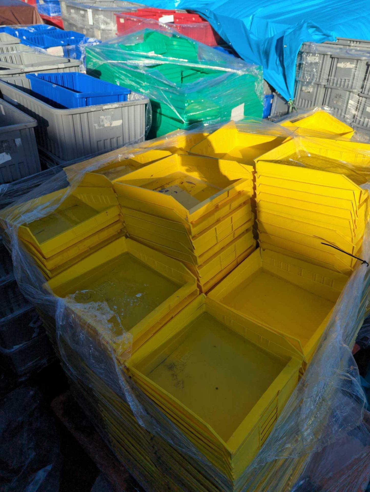 Pallet of Small Bins - Image 5 of 9