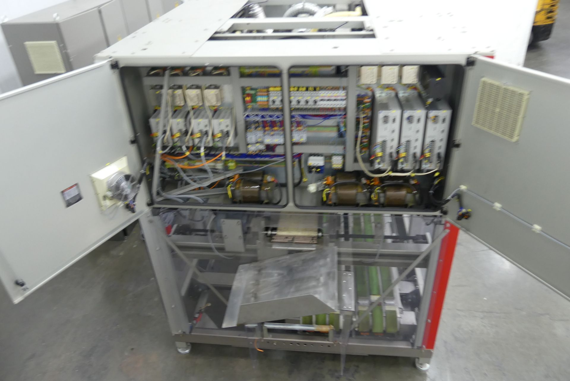 Bosch GSH 5031B Pick and Place Case Packer - Image 18 of 75