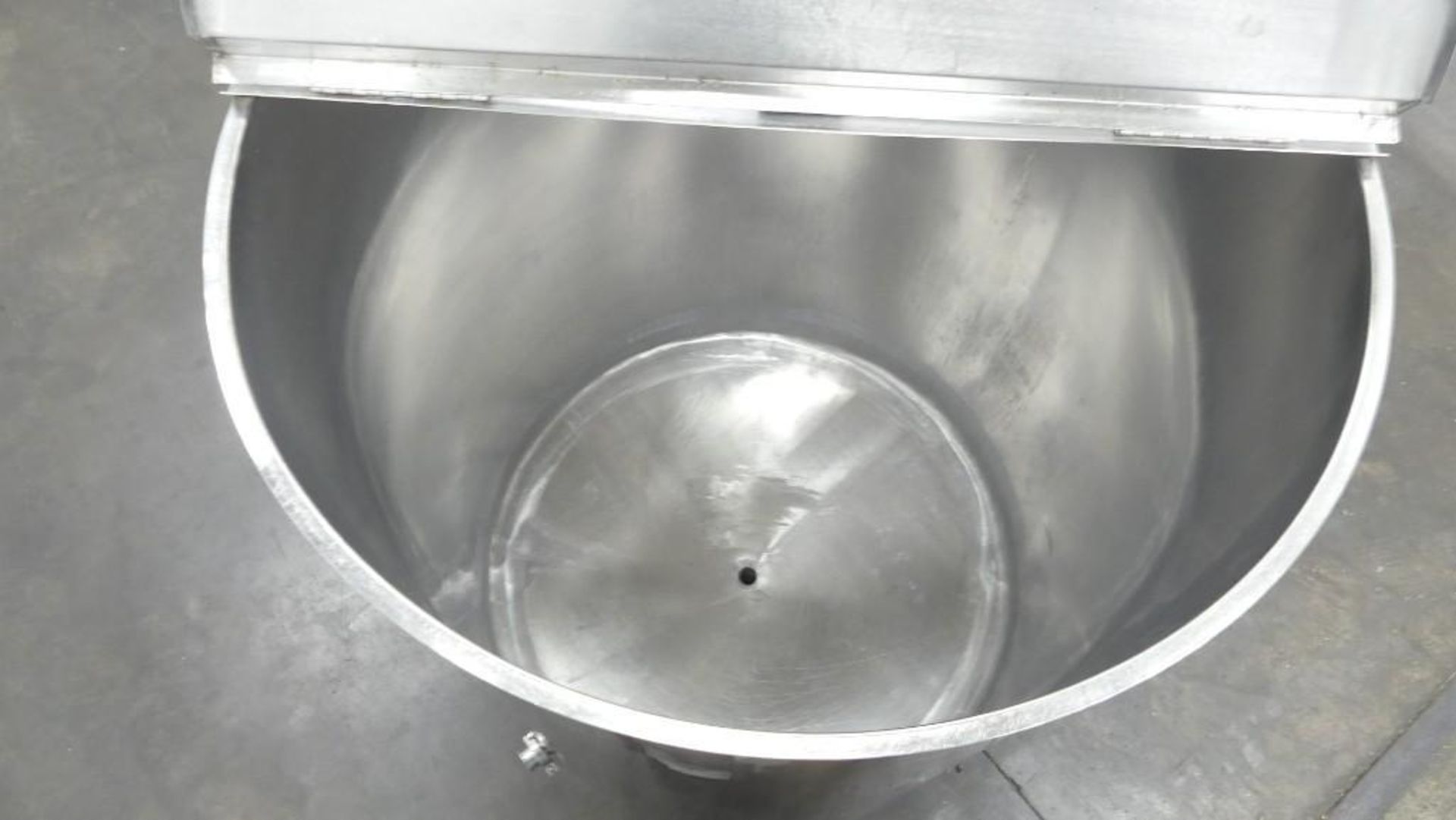 230 Gallon Stainless Steel Single Wall Tank - Image 14 of 16
