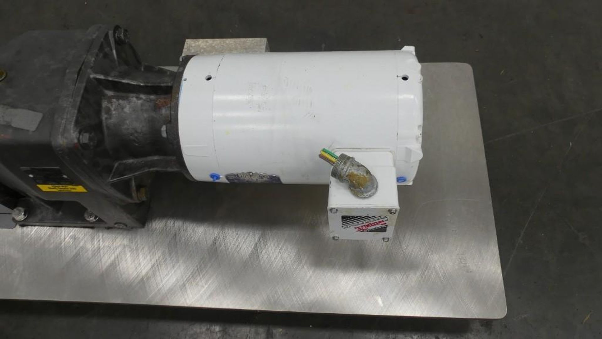 Waukesha SPX Model 006 Pump w/ 1 Horsepower Motor - Image 5 of 21