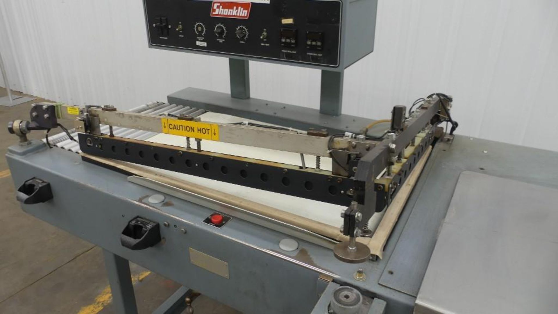 Shanklin S24 Semi-Automatic Shrink Wrap L-Bar Sealer - Image 5 of 9