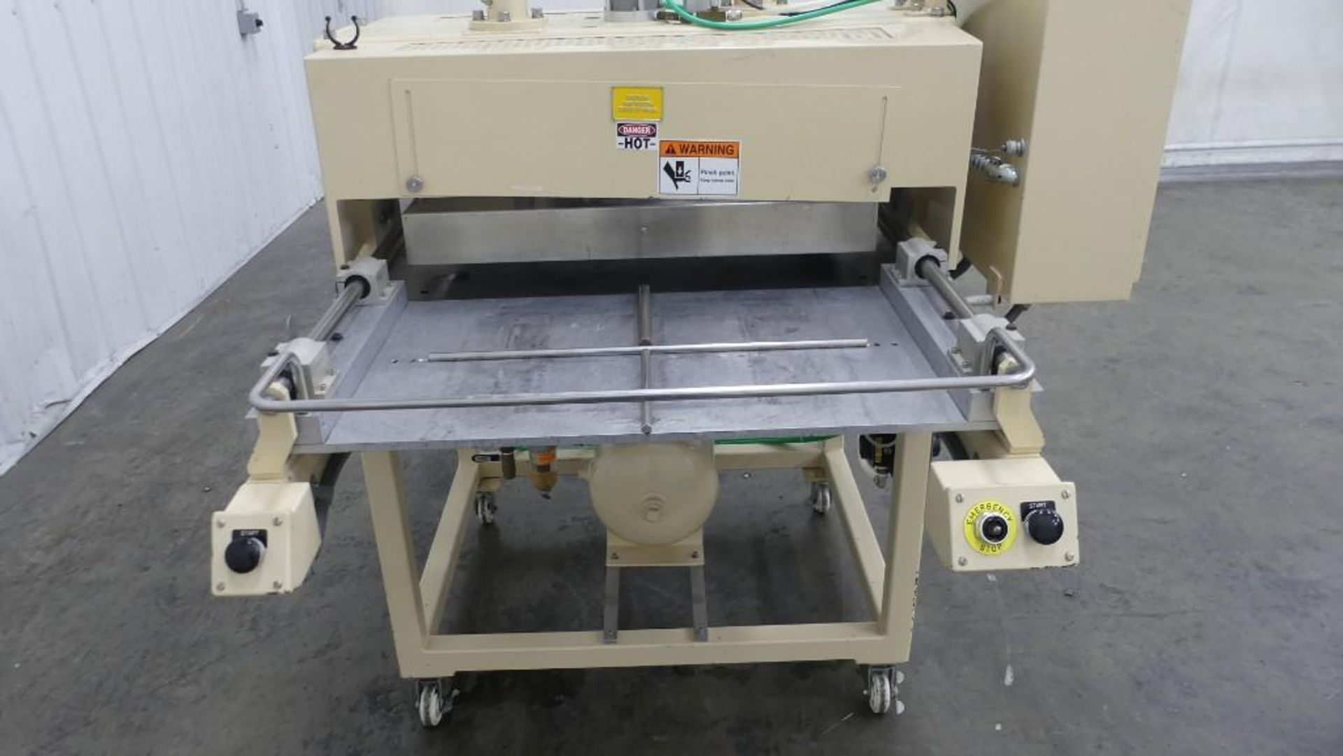 Atlas Vac Medical Device Dual Shuttle Tray Sealer - Image 6 of 8