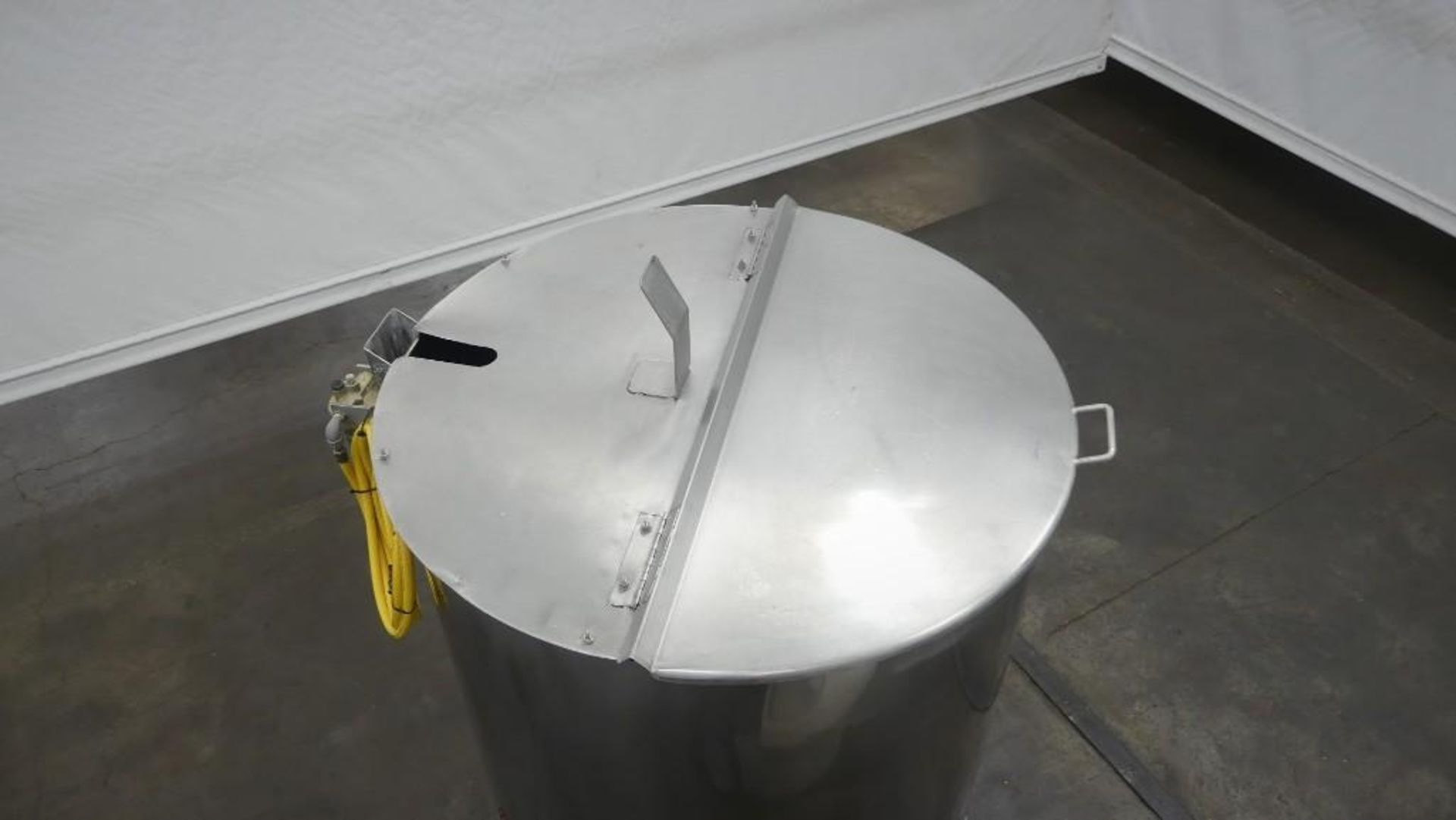 230 Gallon Stainless Steel Single Wall Tank - Image 9 of 16