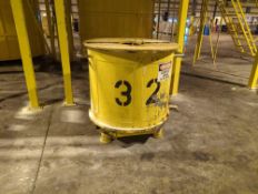 125 Gallon Single Wall Stainless Steel Flat Bottom Tank with 2