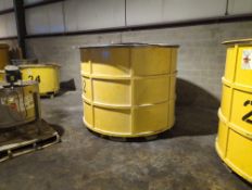 1300 Gallon SS flat bottom tank with 2