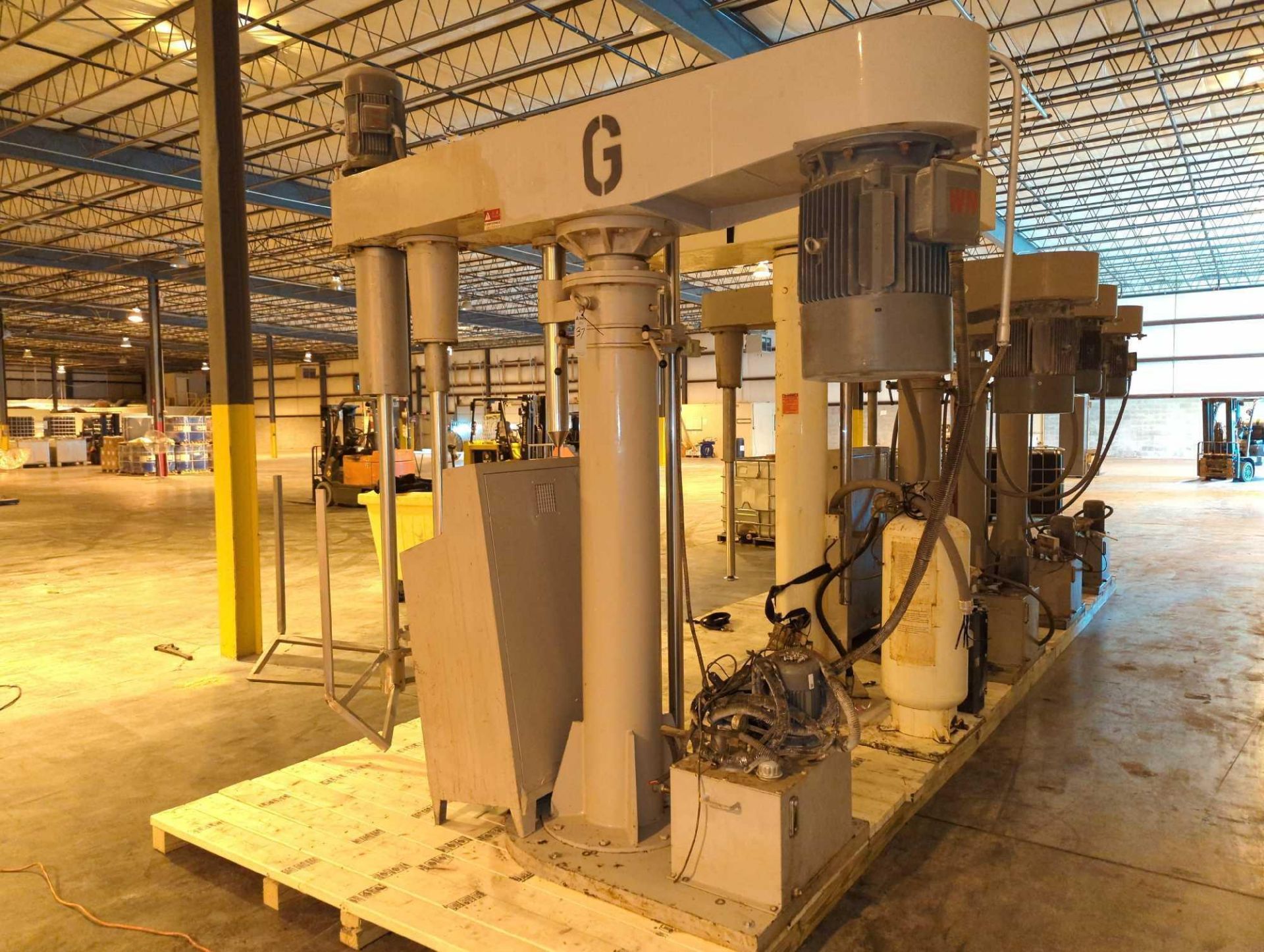 High Speed Disperser Single Arm Hydraulic Planetary Mixer - Image 4 of 17