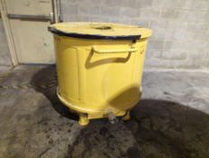 190 Gallon Single Wall Stainless Steel Flat Bottom Tank with 2